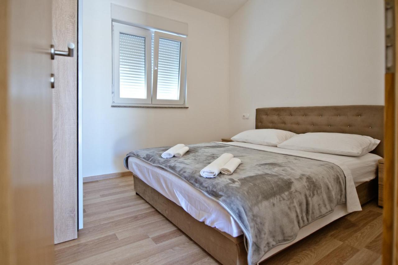 Apartments Slapovi Studenci ภายนอก รูปภาพ