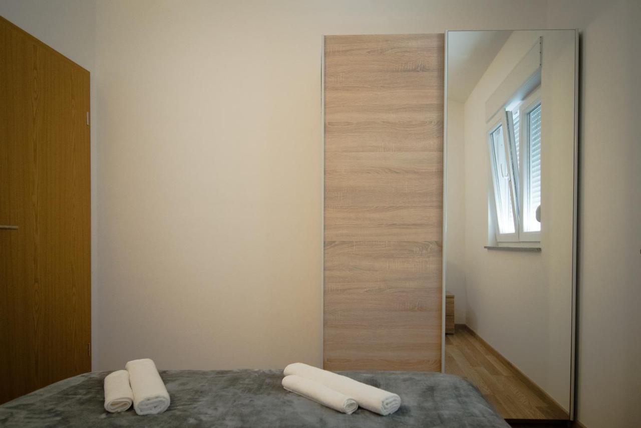 Apartments Slapovi Studenci ภายนอก รูปภาพ