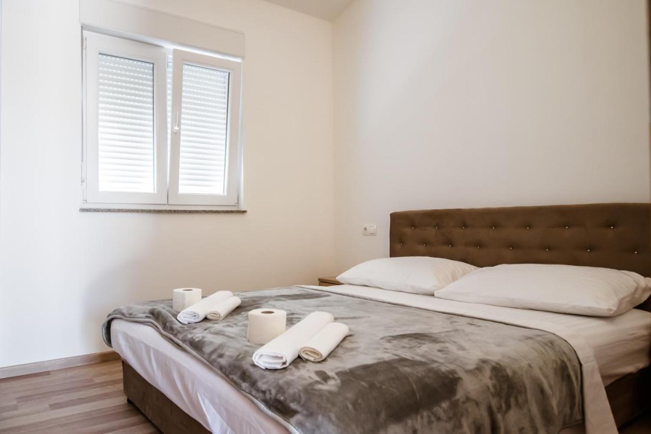 Apartments Slapovi Studenci ภายนอก รูปภาพ