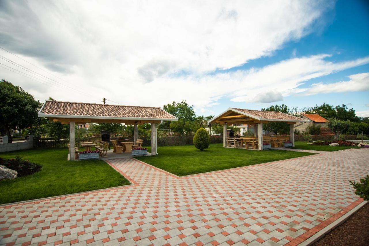 Apartments Slapovi Studenci ภายนอก รูปภาพ